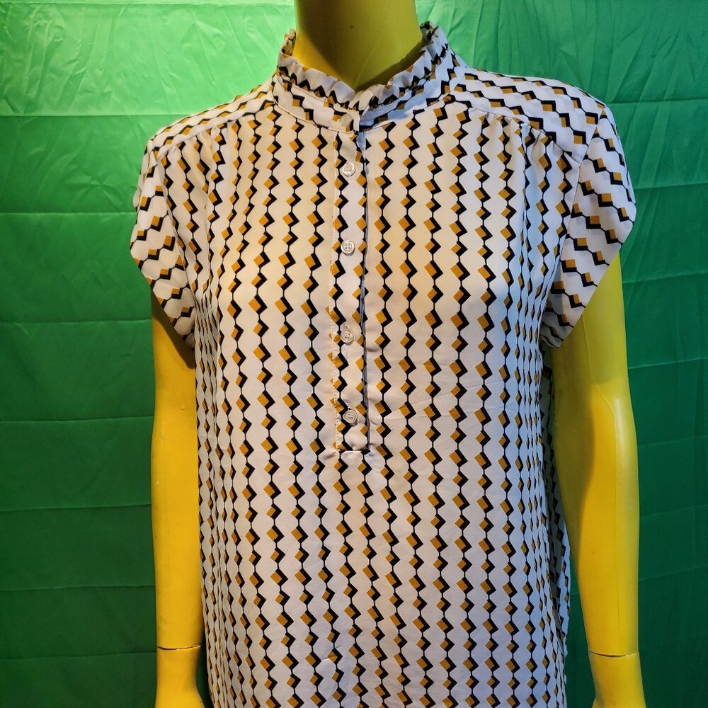 Max Cocos Blouse Ruffles Neck Sleeveless button down shirt Women L